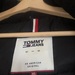Schwarze Damenwinterjacke Tommy Hilfiger  - Bild 2