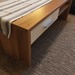 Moderne Rundecke mit Tisch - Bild 4