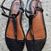 Sneakers High Heels Jacken Kleider Stiefel Uhr - Bild 4
