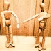  Kunstvolle bewegliche hochwertige Holzfiguren - Bild 1